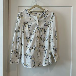Talbots cotton blouse with ruffle trimmed banded collar.